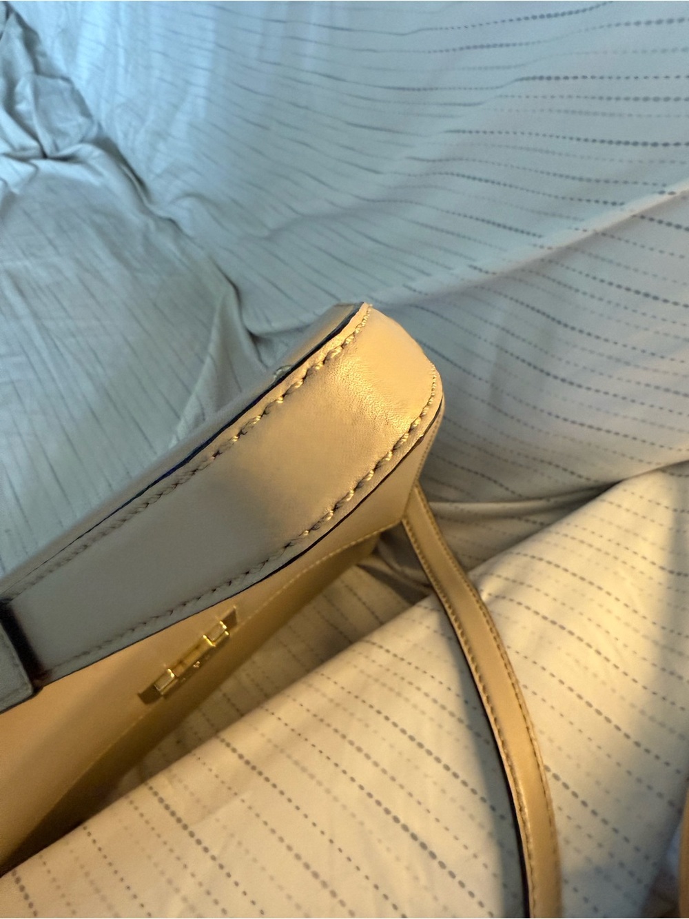 Kate Spade New York 100% Leather Cream Top Handle Crossbody Satchel - Picture 9 of 14